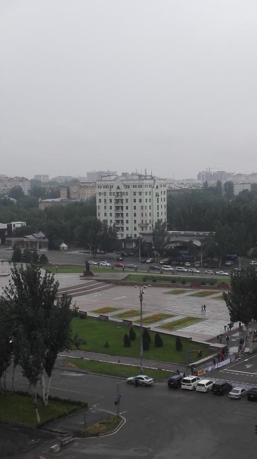 Friendship Hotel Bishkek Exterior foto